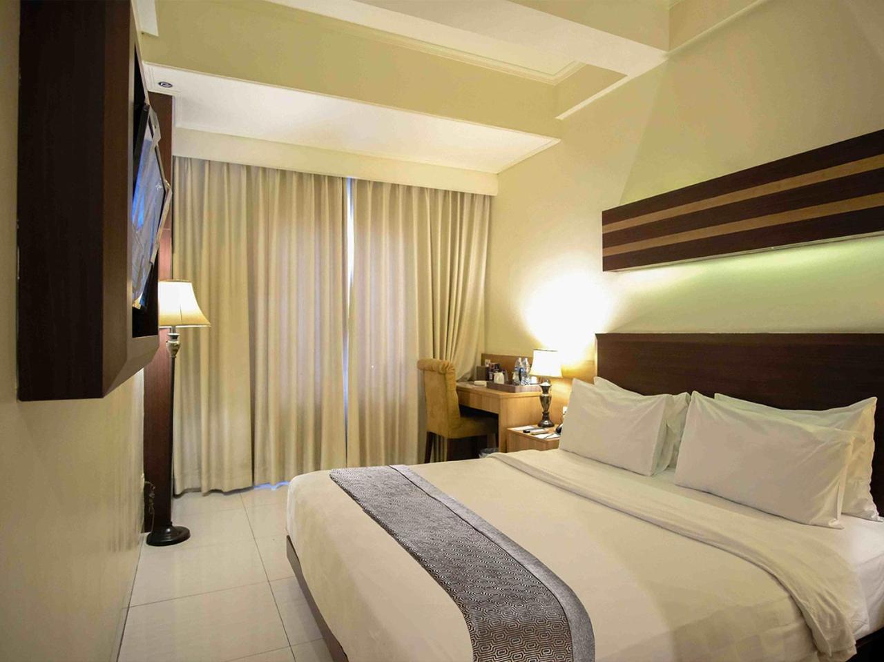 סרפונג Sapphire Sky Hotel & Conference מראה חיצוני תמונה